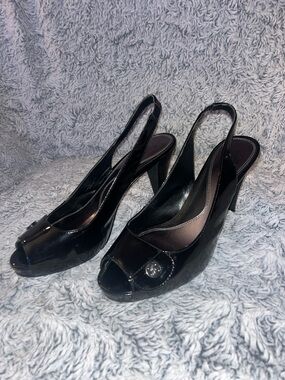 Adorable Vera Wang heels!